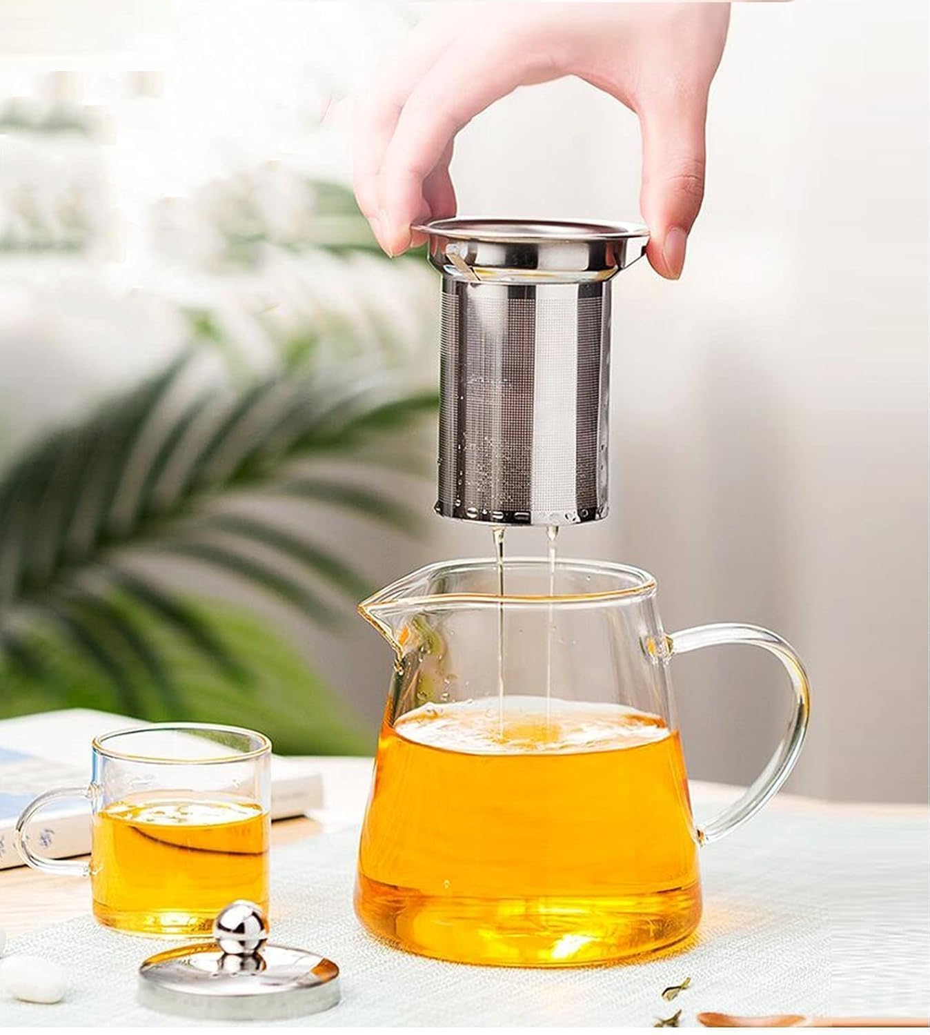 Italian Premium 550 ML Borosilicate Glass Teapot with Stainless Steel Infuser & Lid – Clear Round Tea Kettle for Loose Leaf, Blooming Tea & Fruit Infused Drinks