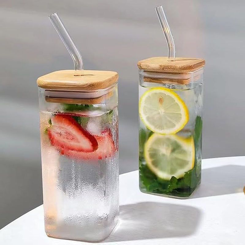 Square Mason Jar Mug 410 ml – Glass Cup with Wooden Lid & Straw | Reusable Hot & Cold Drink Tumbler |