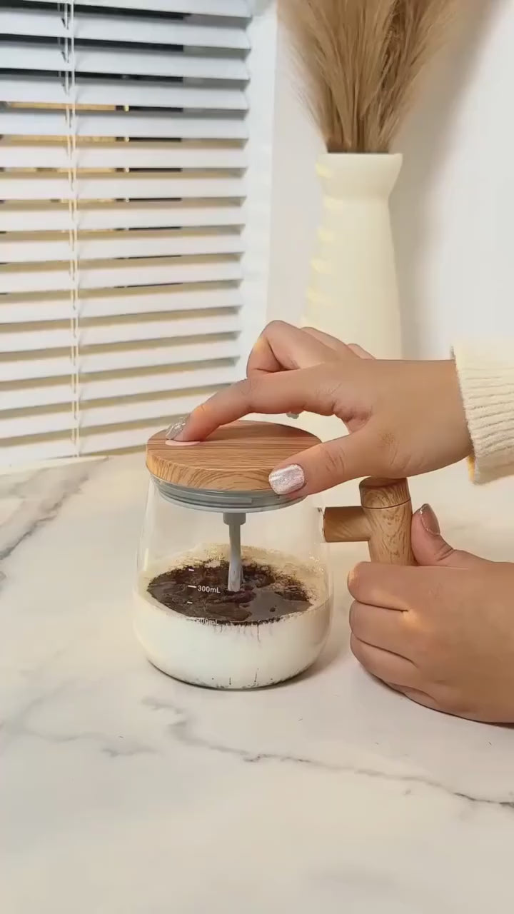Wooden Handle Mug Shaker | Automatic Electric Mixing Coffee Cup | Food-Grade Borosilicate Glass | Stir Hot & Cold Beverages Easily | Portable Electric Stirring Mug for Latte, Coffee, Tea & Drinks